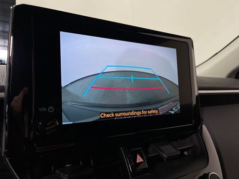 Certified 2026 Toyota Corolla Cross LE FWD image 21