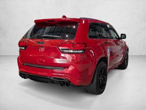 Used 2021 Jeep Grand Cherokee Trackhawk image 4