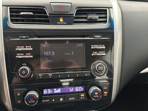 Used 2015 Nissan Altima 2.5 SV FWD image 20