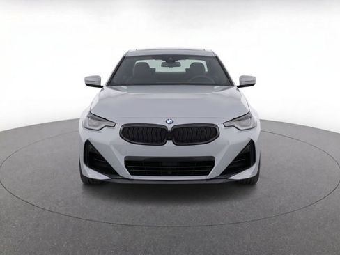 Used 2025 BMW 230i Coupe w/ M Sport Package RWD image 5