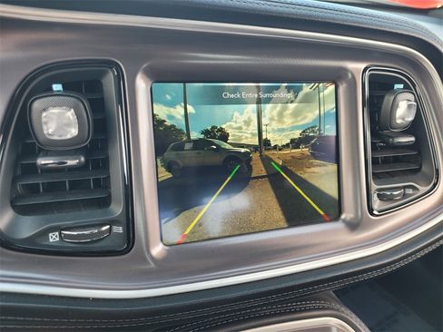 Used 2021 Dodge Challenger R/T w/ Plus Package image 31