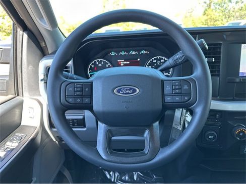 New 2026 Ford F250 XLT w/ F-250 >10K GVWR Package image 11