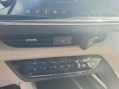 Used 2021 Buick Envision Essence FWD image 35
