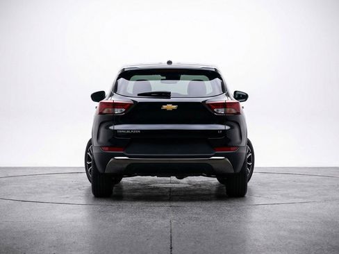 Used 2025 Chevrolet TrailBlazer LT FWD image 7