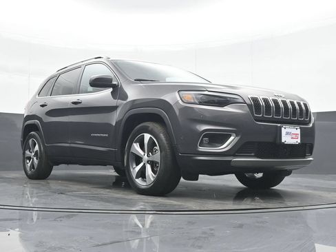 Used 2021 Jeep Cherokee Limited AWD/4WD image 24