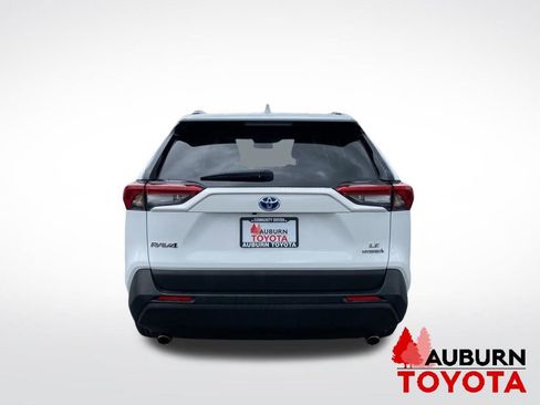 Used 2024 Toyota RAV4 LE AWD/4WD image 3