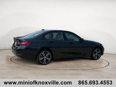 Used 2023 BMW 330i Sedan RWD image 3