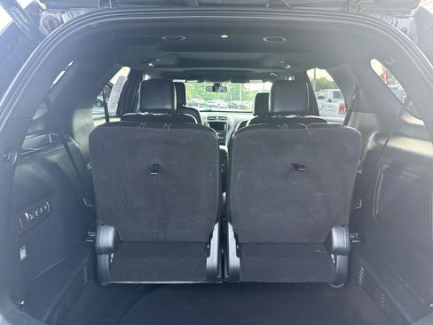 Used 2018 Ford Explorer Sport w/ Equipment Group 401A AWD/4WD image 16