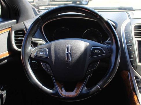 Used 2018 Lincoln MKX Reserve w/ Lincoln MKX Climate Package AWD/4WD image 15