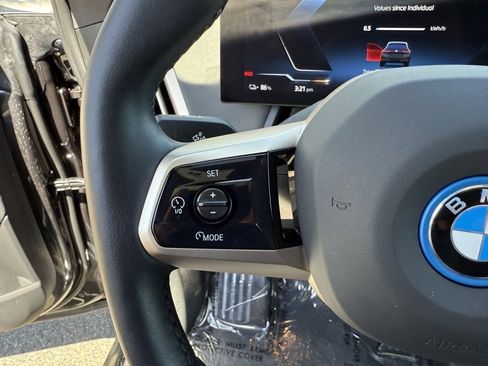 Used 2025 BMW iX xDrive50 image 25