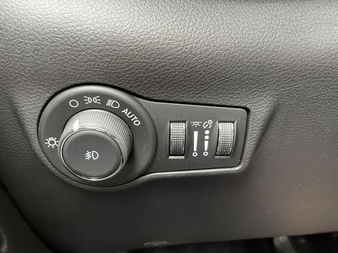 Certified 2024 Jeep Compass Trailhawk w/ Trailhawk Elite Group AWD/4WD image 34