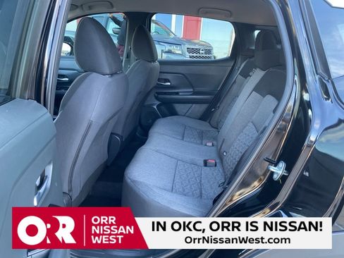 Used 2025 Nissan Kicks SV w/ Interior Electronics Package image 15