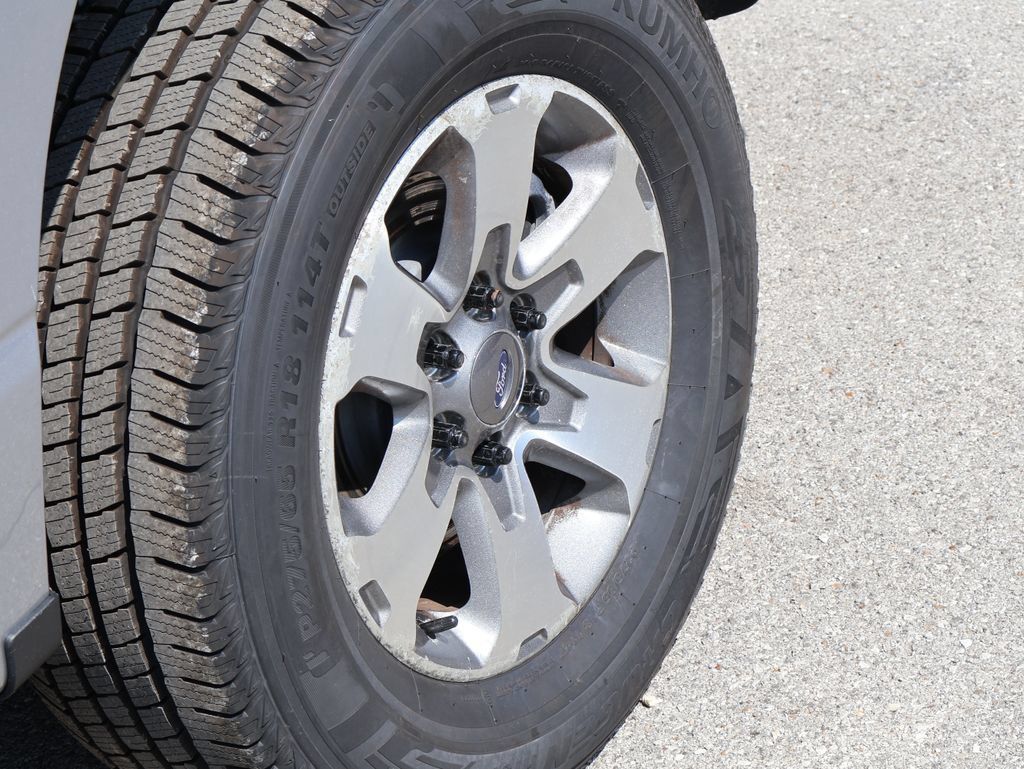 Used 2022 Ford F150 Lariat w/ Equipment Group 502A High AWD/4WD image 40