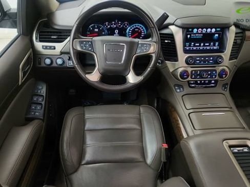 Used 2019 GMC Yukon Denali w/ Denali Ultimate Package AWD/4WD image 96