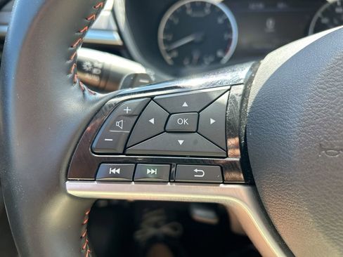Used 2025 Nissan Altima 2.5 SR AWD/4WD image 26