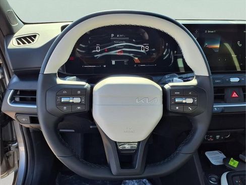 New 2026 Kia K4 GT-Line image 9