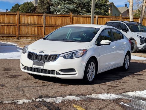 Used 2014 Kia Forte LX w/ Popular Package image 4