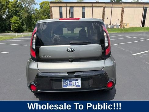Used 2016 Kia Soul + FWD image 6