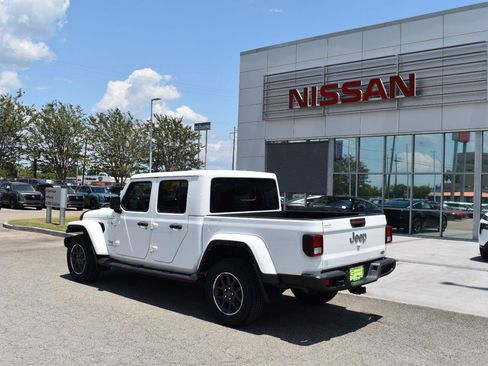 Used 2022 Jeep Gladiator Overland w/ Popular Equipment Package AWD/4WD image 7