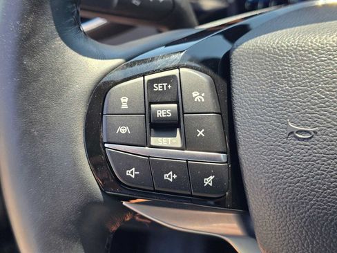 Used 2023 Ford Explorer Platinum w/ Premium Technology Package AWD/4WD image 34