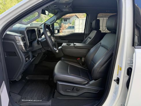 Used 2026 Ford F350 Lariat w/ Black Appearance Package AWD/4WD image 23