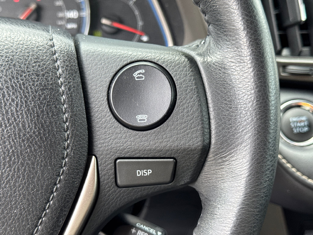 Used 2013 Toyota RAV4 Limited FWD image 25