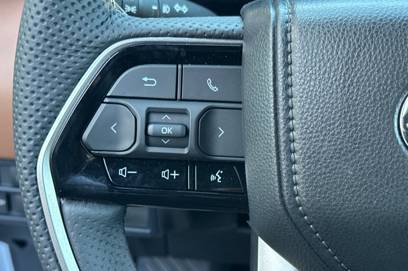 Certified 2026 Toyota Sequoia 1794 Edition AWD/4WD image 32