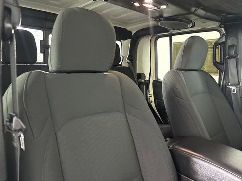 Used 2020 Jeep Gladiator Sport w/ Quick Order Package 24S image 27