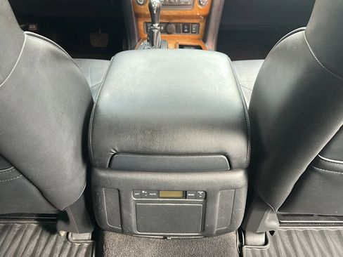 Used 2014 INFINITI QX80 4WD image 30