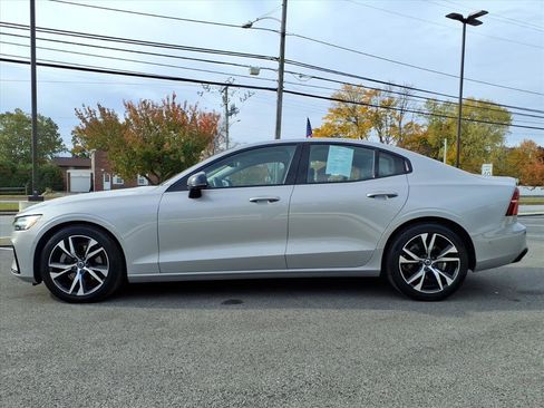 Used 2024 Volvo S60 B5 Plus image 5