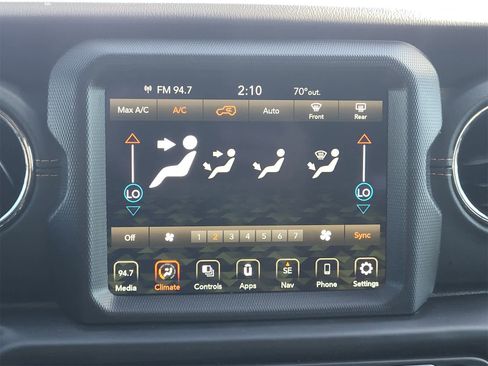 Used 2021 Jeep Wrangler Unlimited Sahara image 19