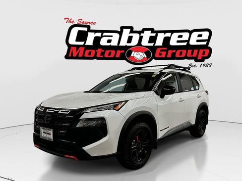 Certified 2026 Nissan Rogue SV AWD/4WD image 1