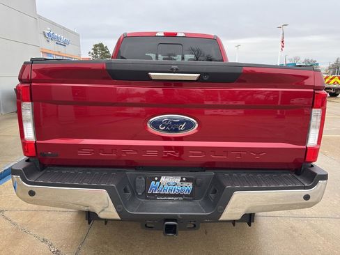 Used 2017 Ford F250 Lariat w/ Chrome Package image 30