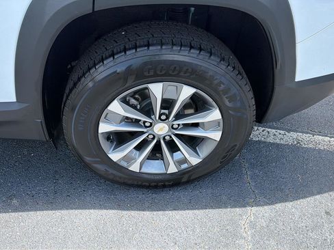 Certified 2025 Chevrolet Equinox LT w/ Convenience Package II FWD image 38