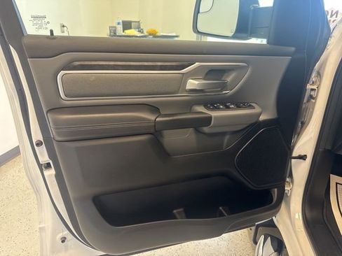 Used 2021 RAM 1500 Big Horn AWD/4WD image 37