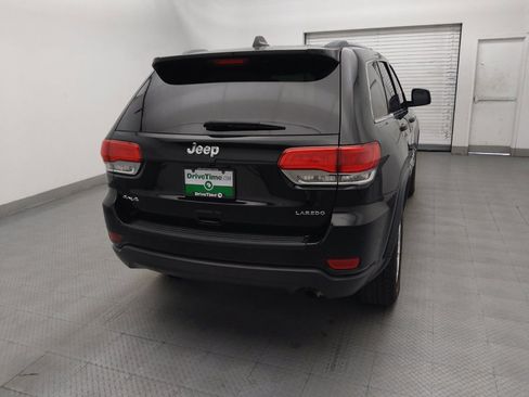 Used 2019 Jeep Grand Cherokee Laredo AWD/4WD image 7