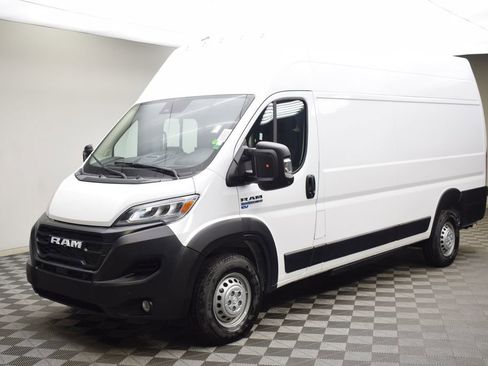 New 2024 RAM ProMaster 3500 w/ Delivery Van Package FWD image 14