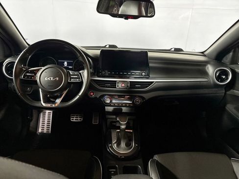 Certified 2024 Kia Forte GT-Line image 12