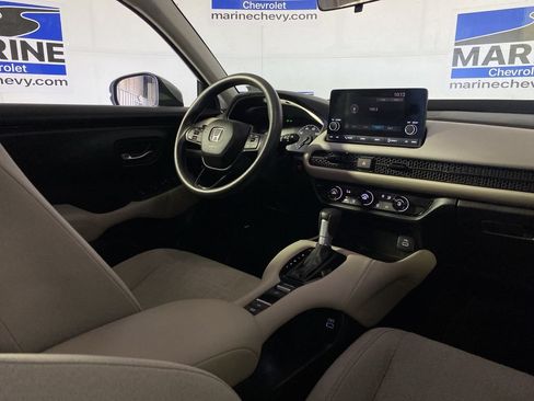 Used 2023 Honda HR-V LX image 25