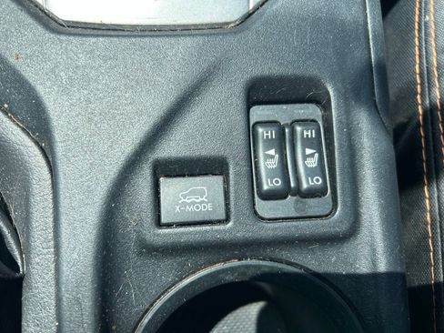 Used 2018 Subaru Crosstrek 2.0i Premium AWD/4WD image 13