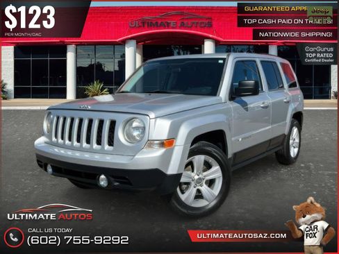 Used 2012 Jeep Patriot Latitude FWD image 1