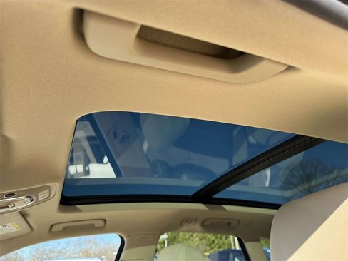 Used 2019 Audi Q5 2.0T Premium w/ Convenience Package image 17