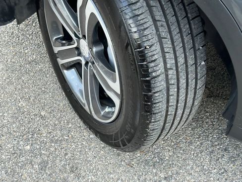 Used 2017 Mercedes-Benz GLC 300 w/ Premium 1 Package image 38