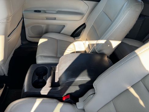 Used 2014 Ford Explorer Limited w/ Equipment Group 302A image 18