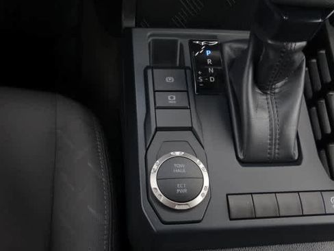 Used 2025 Toyota Tacoma SR5 image 35