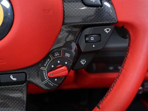 Used 2023 Ferrari F8 Tributo RWD image 32