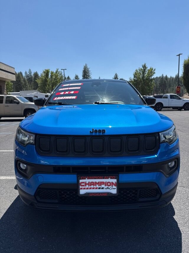 Used 2022 Jeep Compass Latitude AWD/4WD image 2