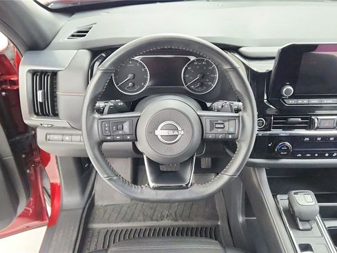 Used 2024 Nissan Pathfinder Rock Creek AWD/4WD image 11