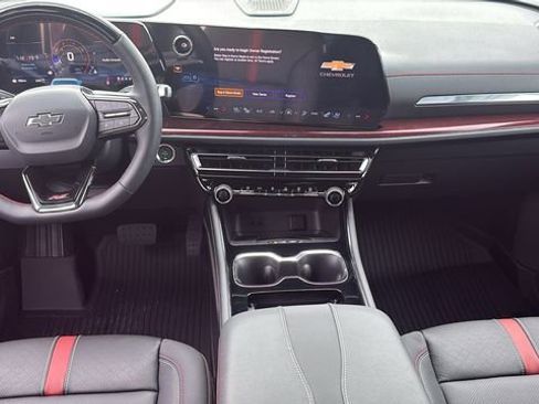 New 2026 Chevrolet Traverse RS w/ LPO, Floor Liner Package image 27