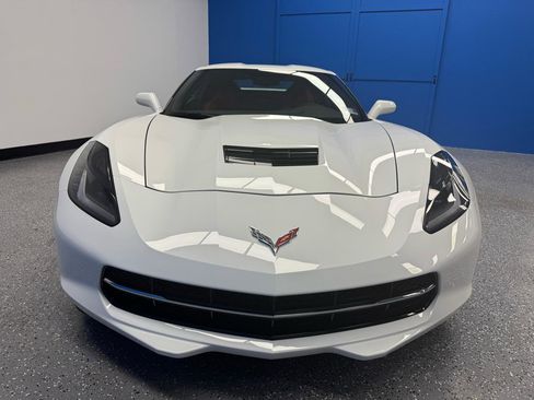 Used 2015 Chevrolet Corvette Stingray Coupe RWD image 22